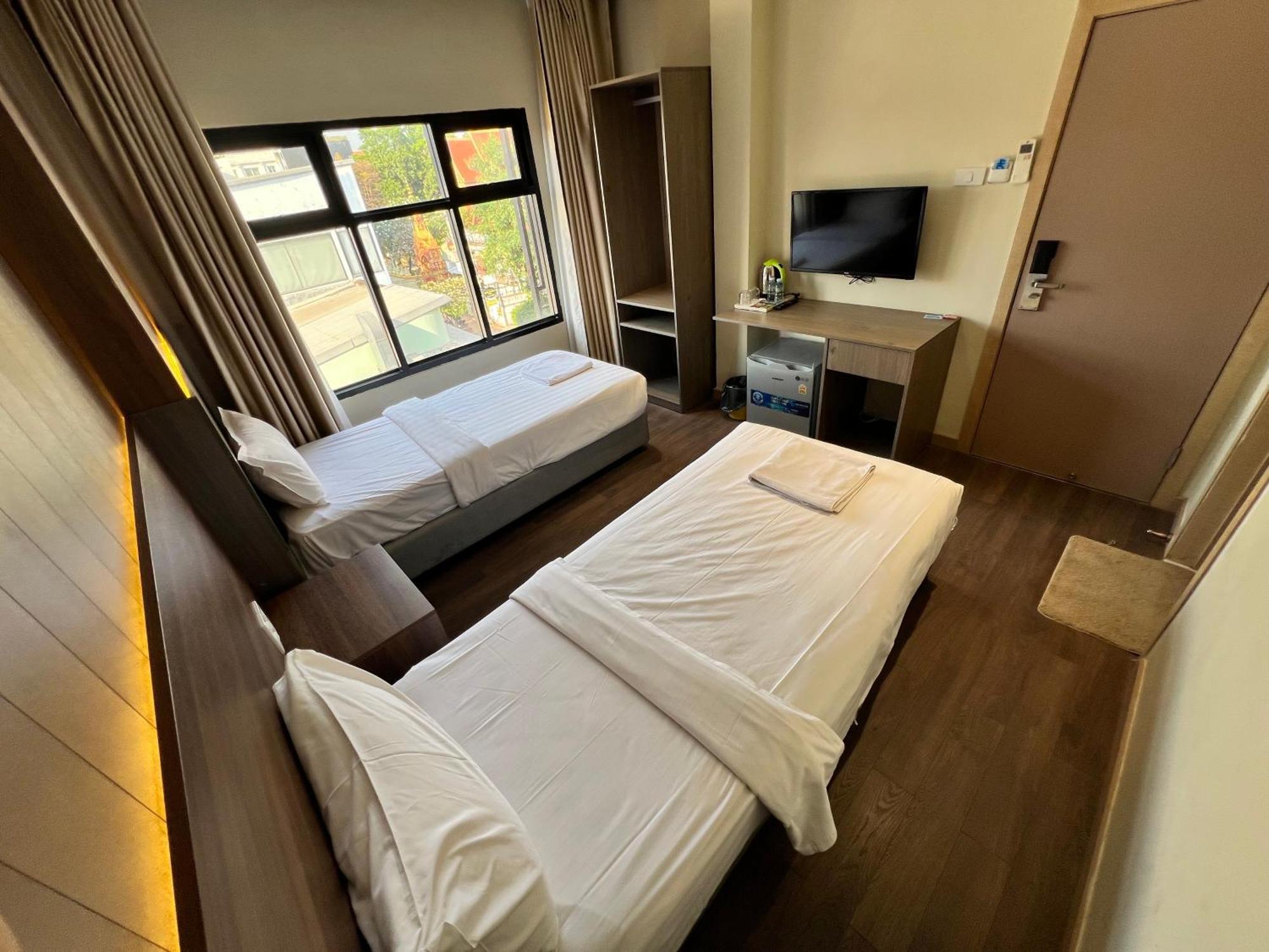 Lucie Hotel В'єнтьян Екстер'єр фото