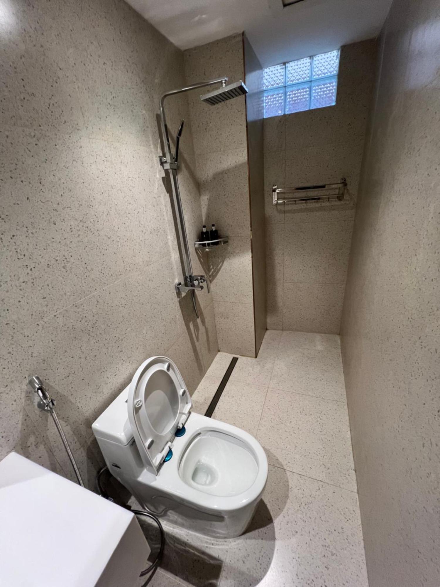 Lucie Hotel В'єнтьян Екстер'єр фото